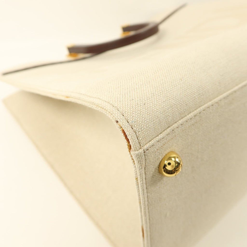 Fendi Sunshine Medium · Canvas Tote