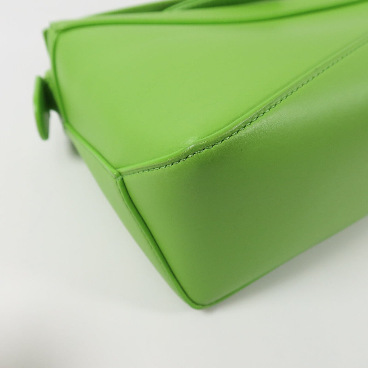 Loewe Puzzle Edge Small · Calfskin