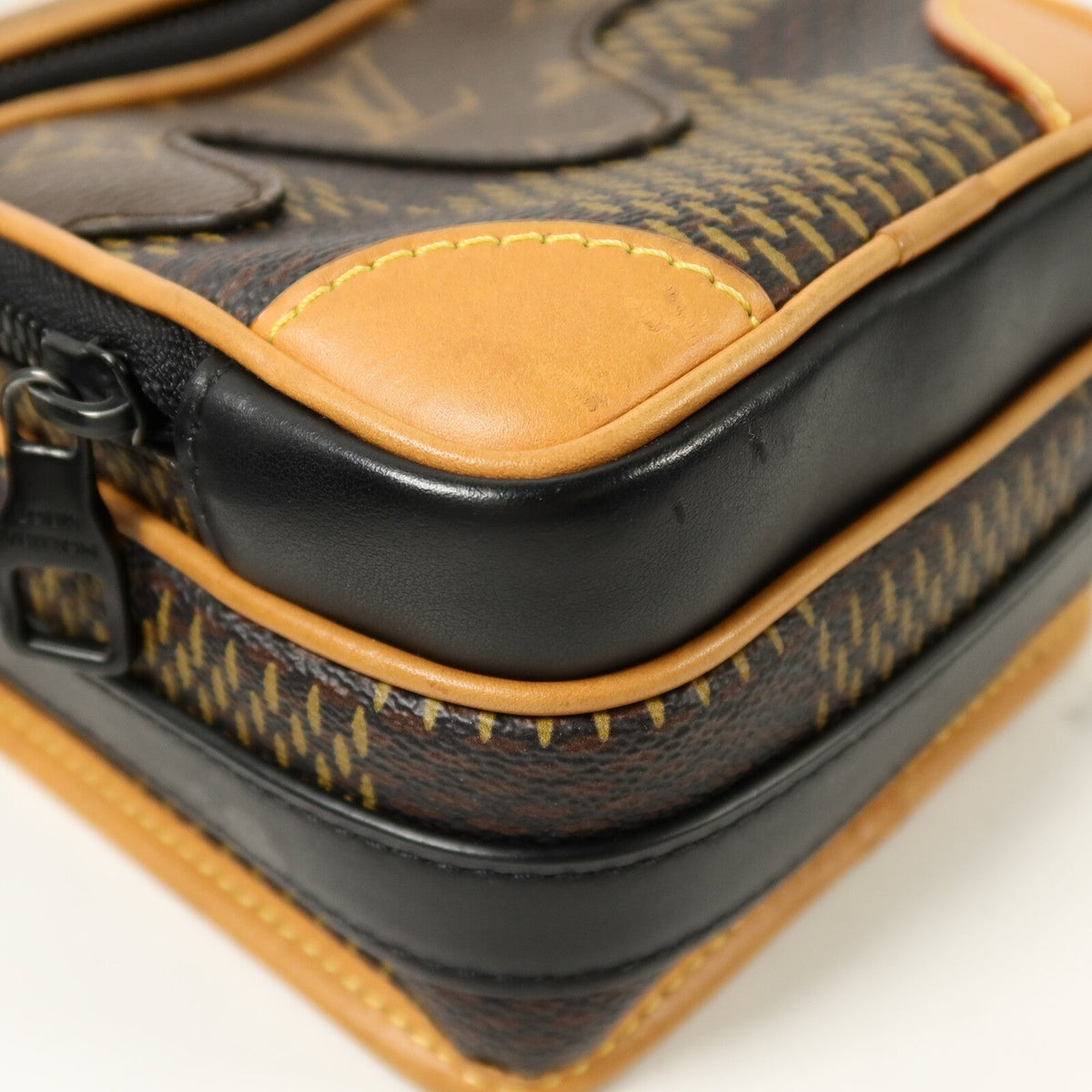 Louis Vuitton × NIGO · Damier Giant
