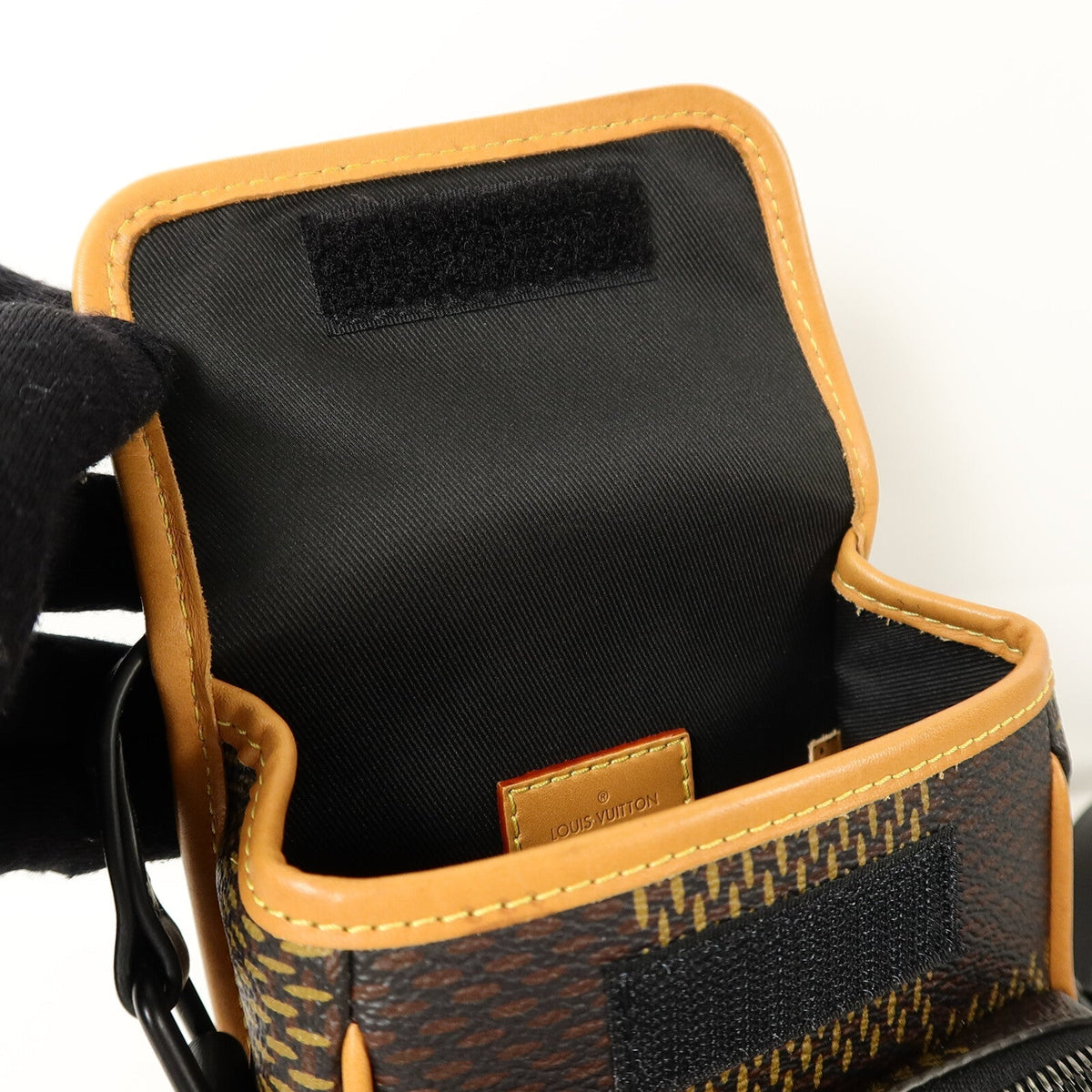 Louis Vuitton × NIGO · Damier Giant