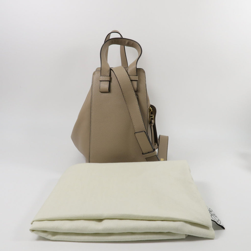 Loewe Hammock Medium · Calfskin