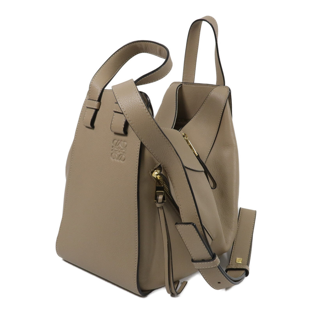 Loewe Hammock Medium · Calfskin