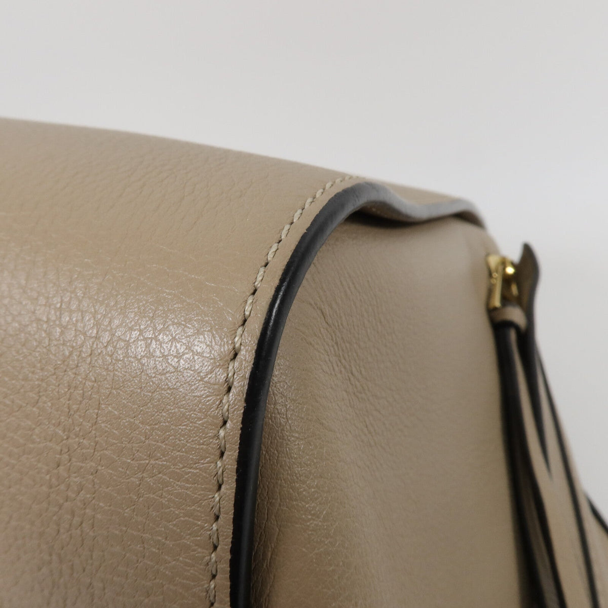 Loewe Hammock Medium · Calfskin