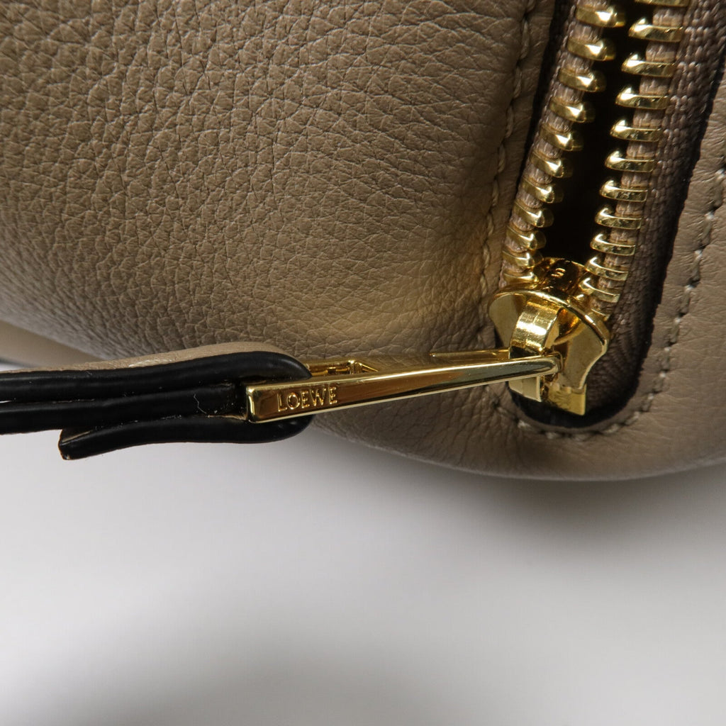 Loewe Hammock Medium · Calfskin