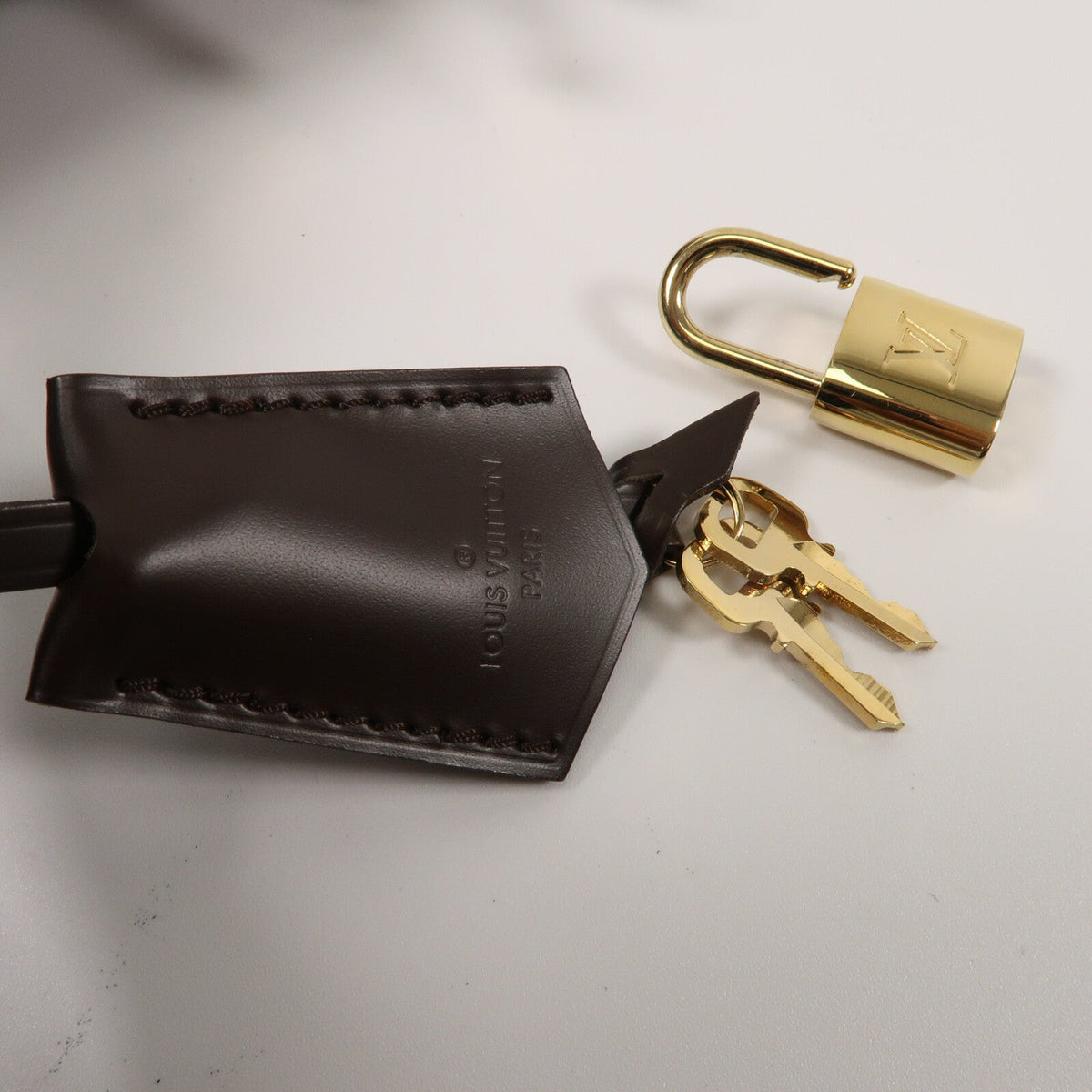 Louis Vuitton Verona MM · Damier
