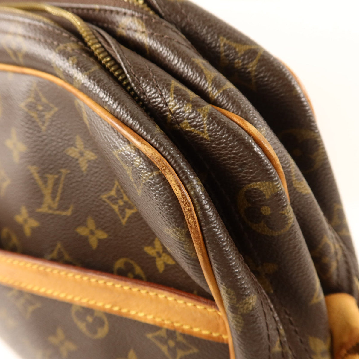 Louis Vuitton Reporter GM · Monogram