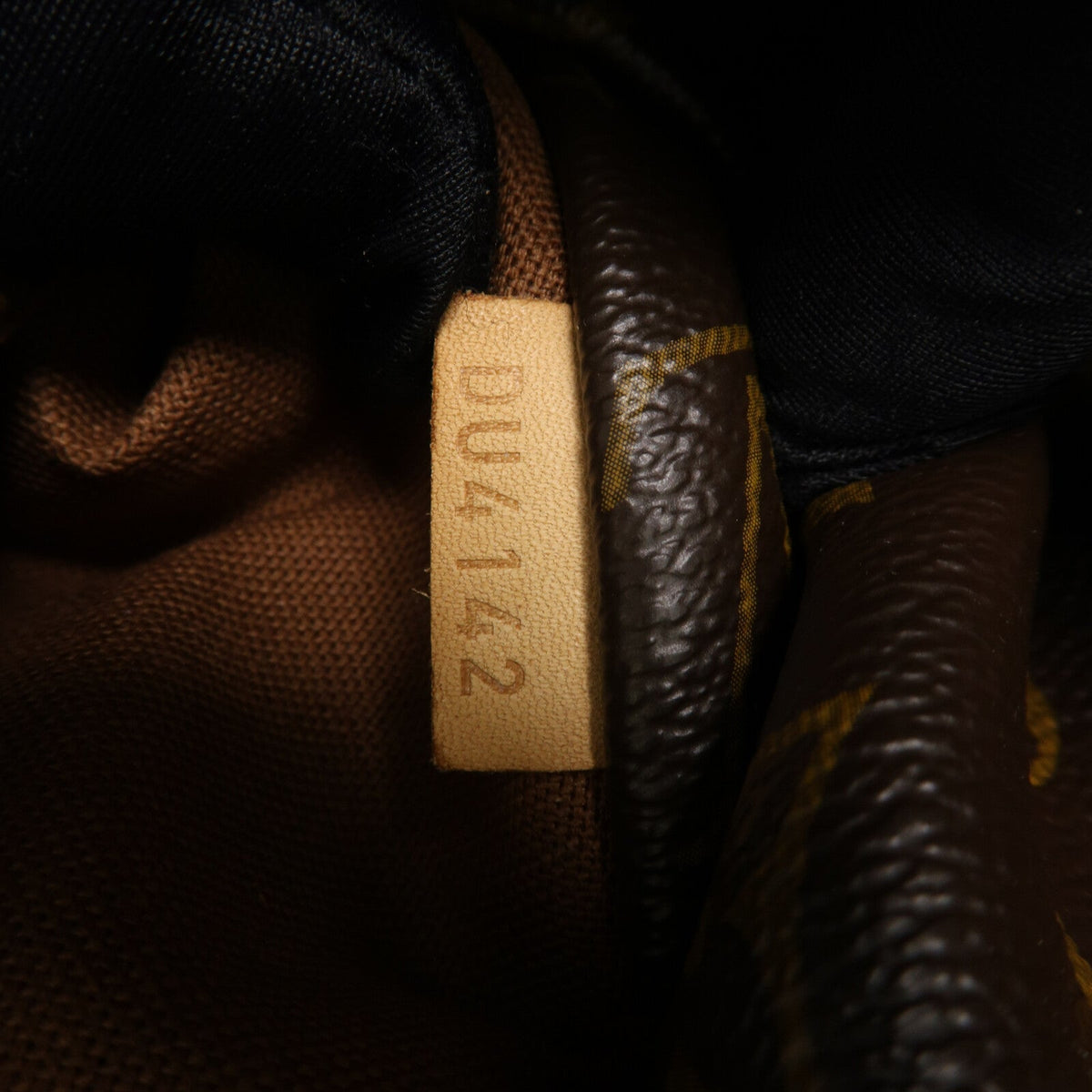 Louis Vuitton Totally PM · Monogram