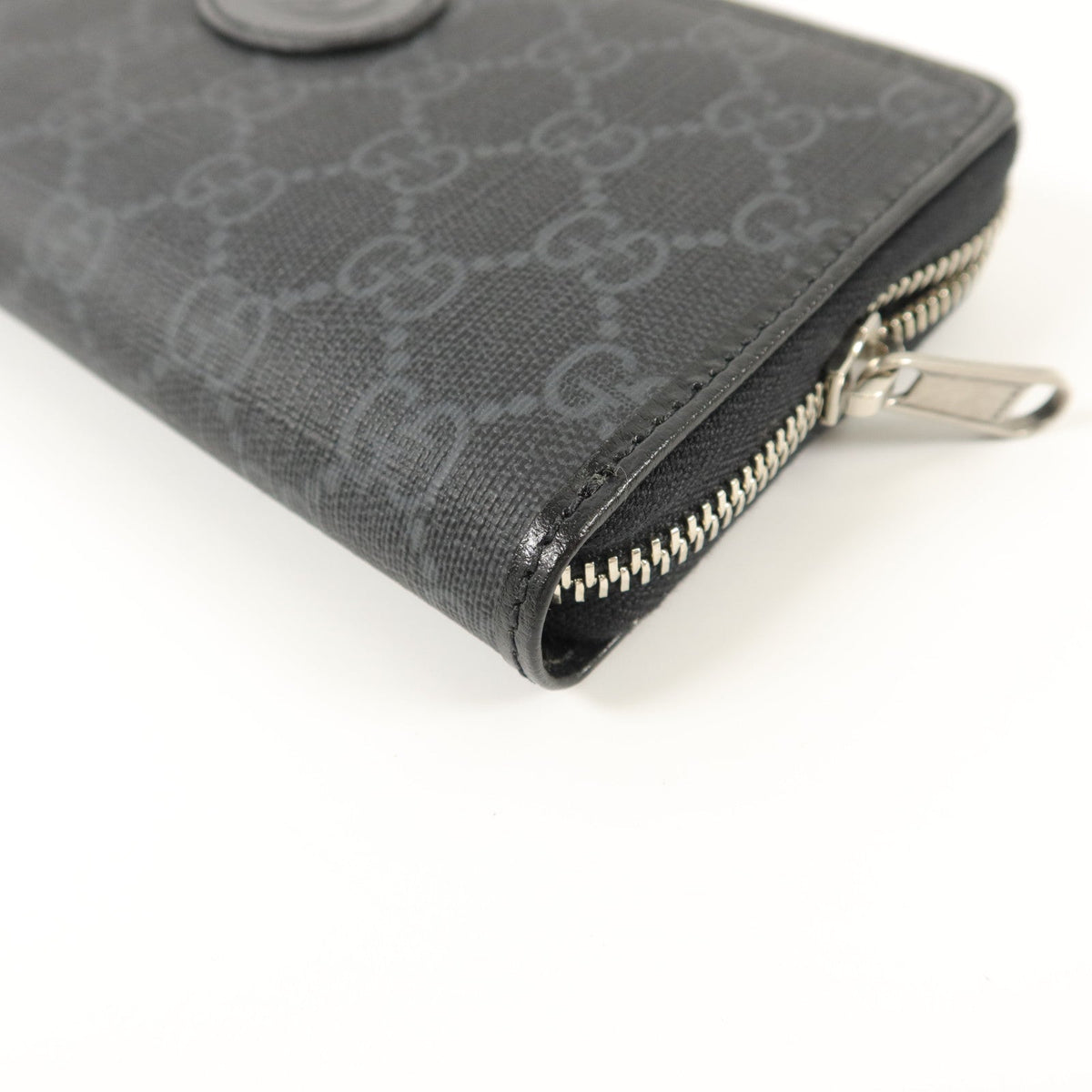 Gucci Interlocking G Wallet · GG Canvas
