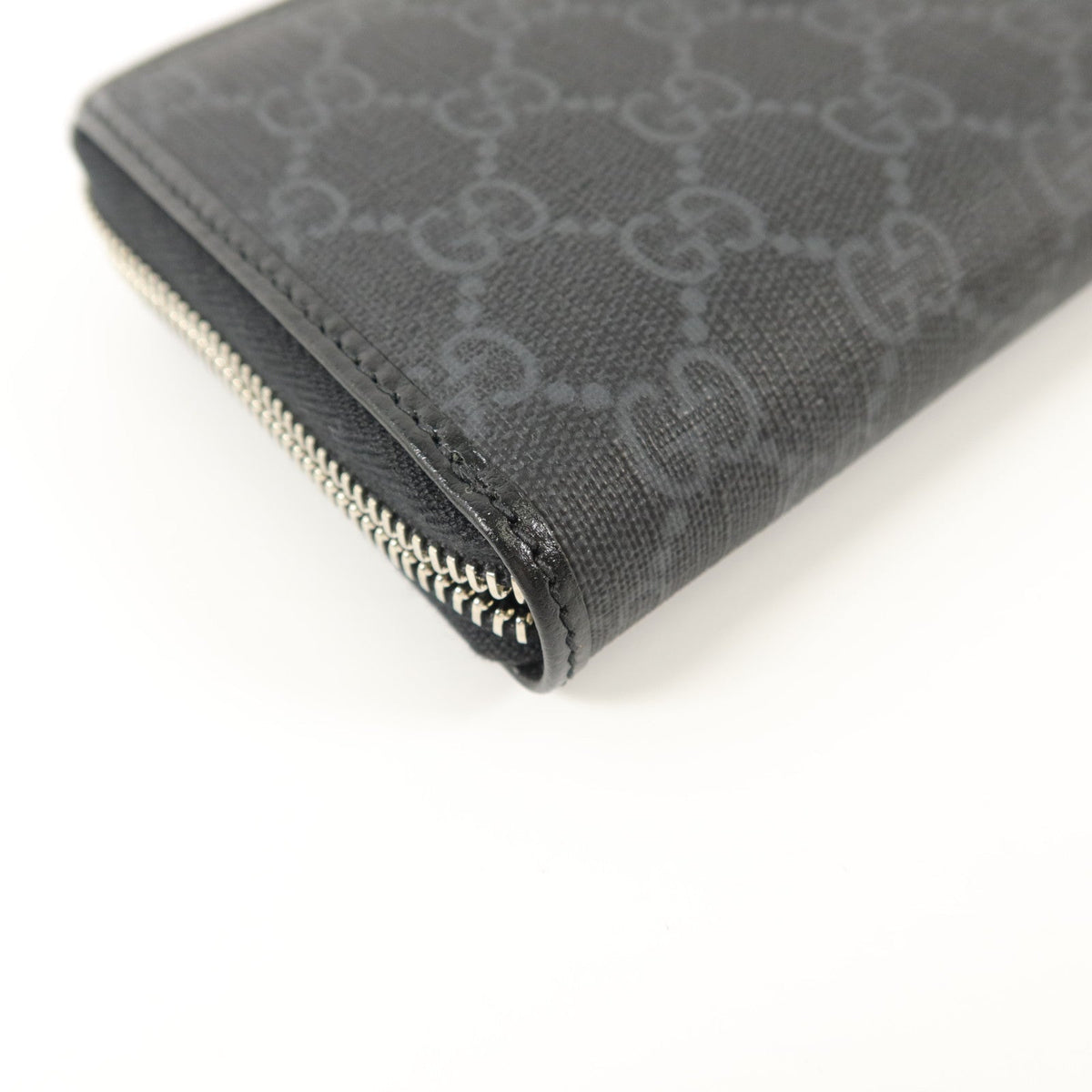 Gucci Interlocking G Wallet · GG Canvas