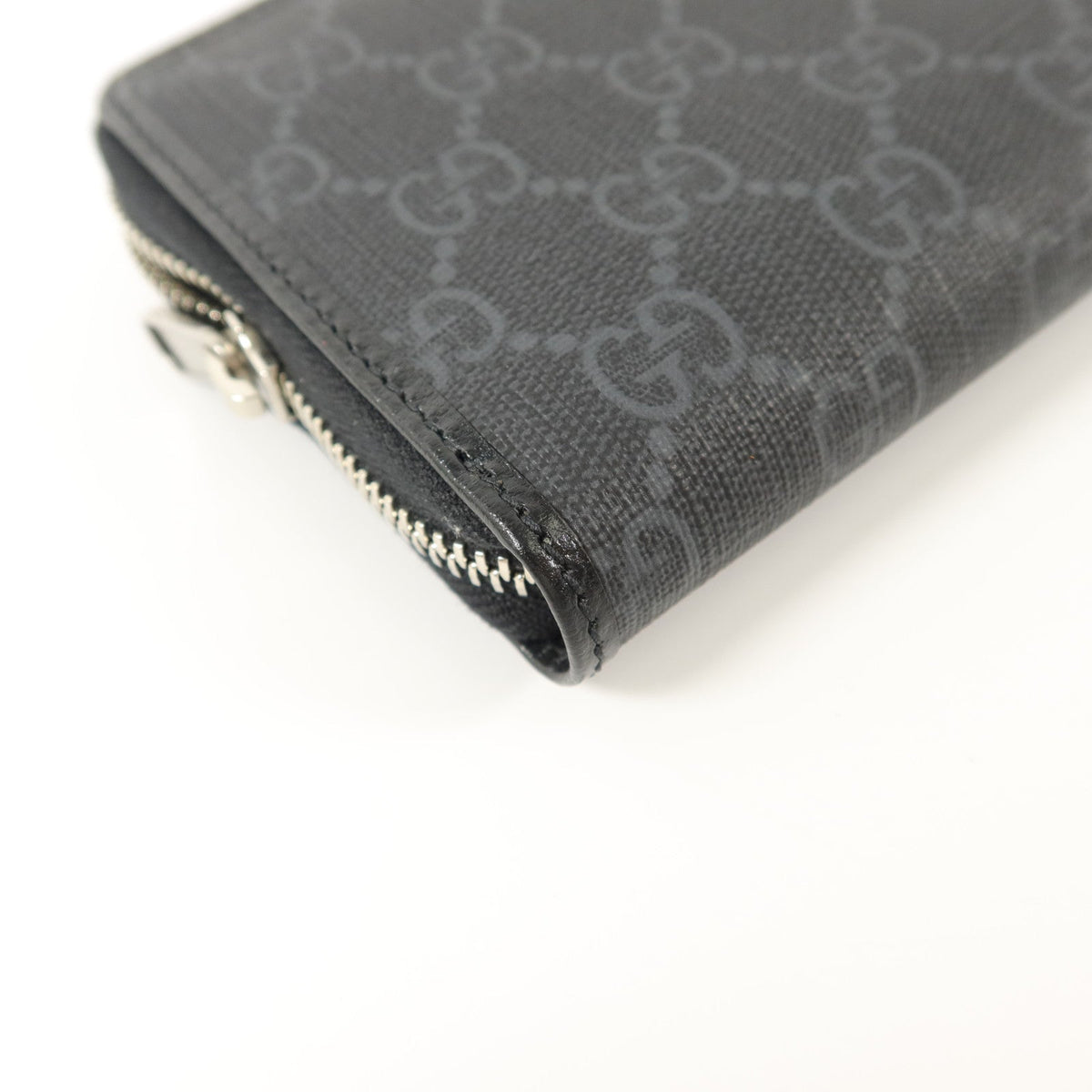Gucci Interlocking G Wallet · GG Canvas