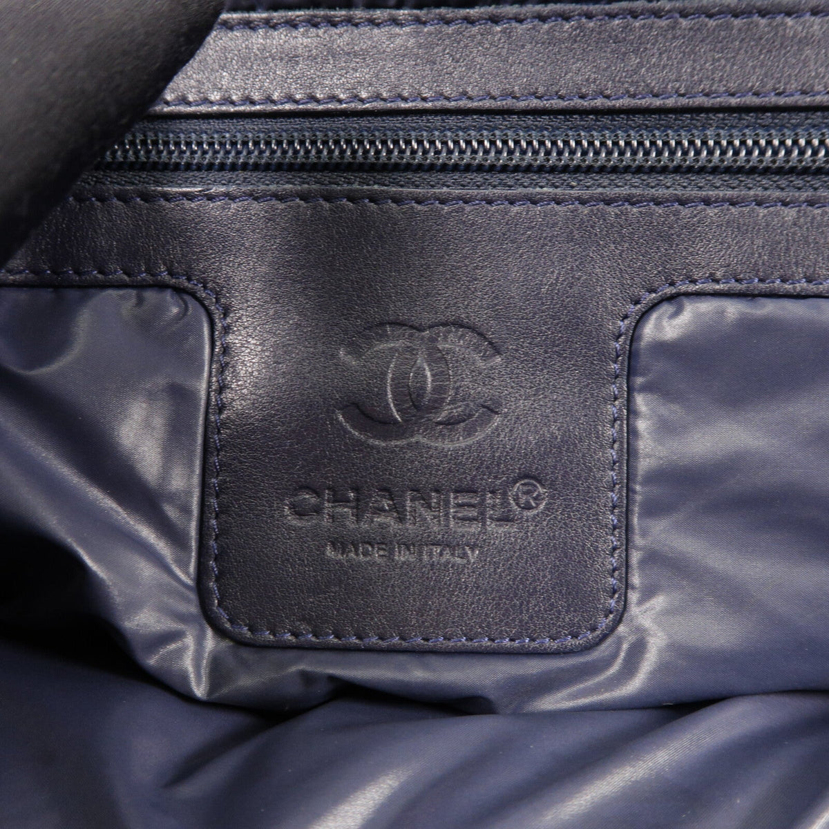 Chanel Cocoon · Nylon