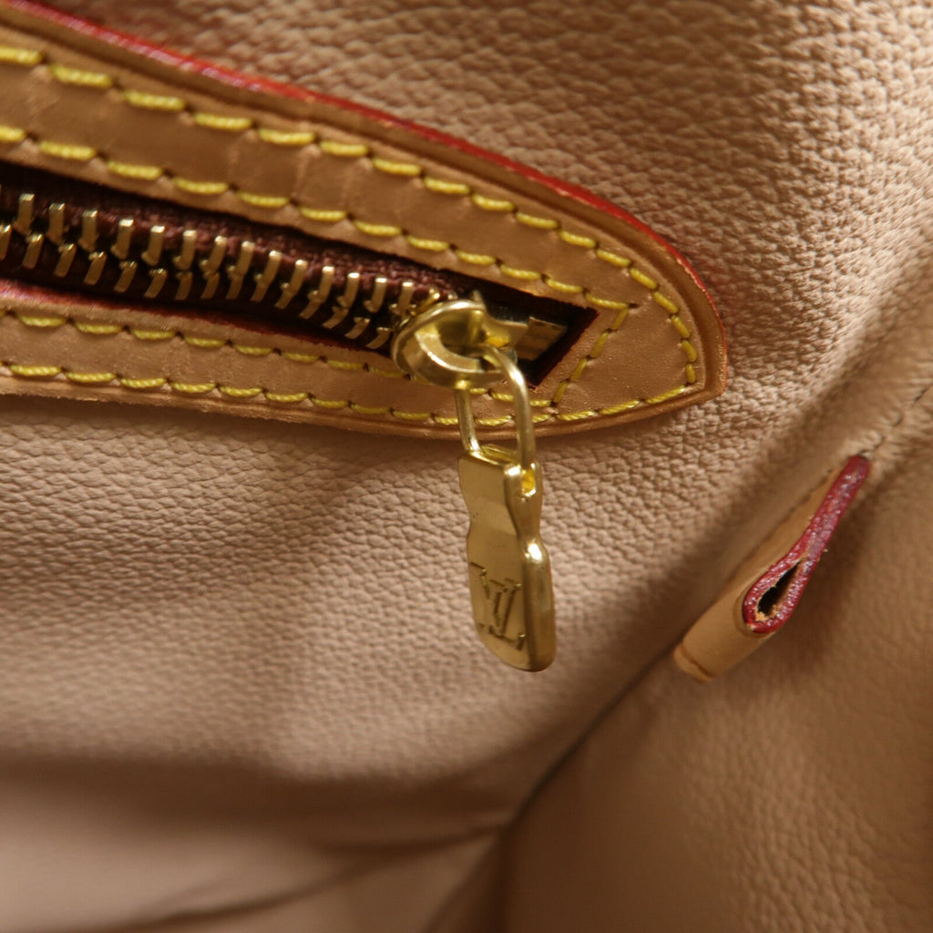 Louis Vuitton Bucket PM · Monogram