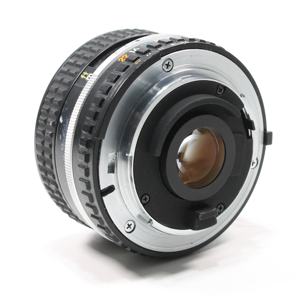 Nikon 28mm f/2.8 AI-S