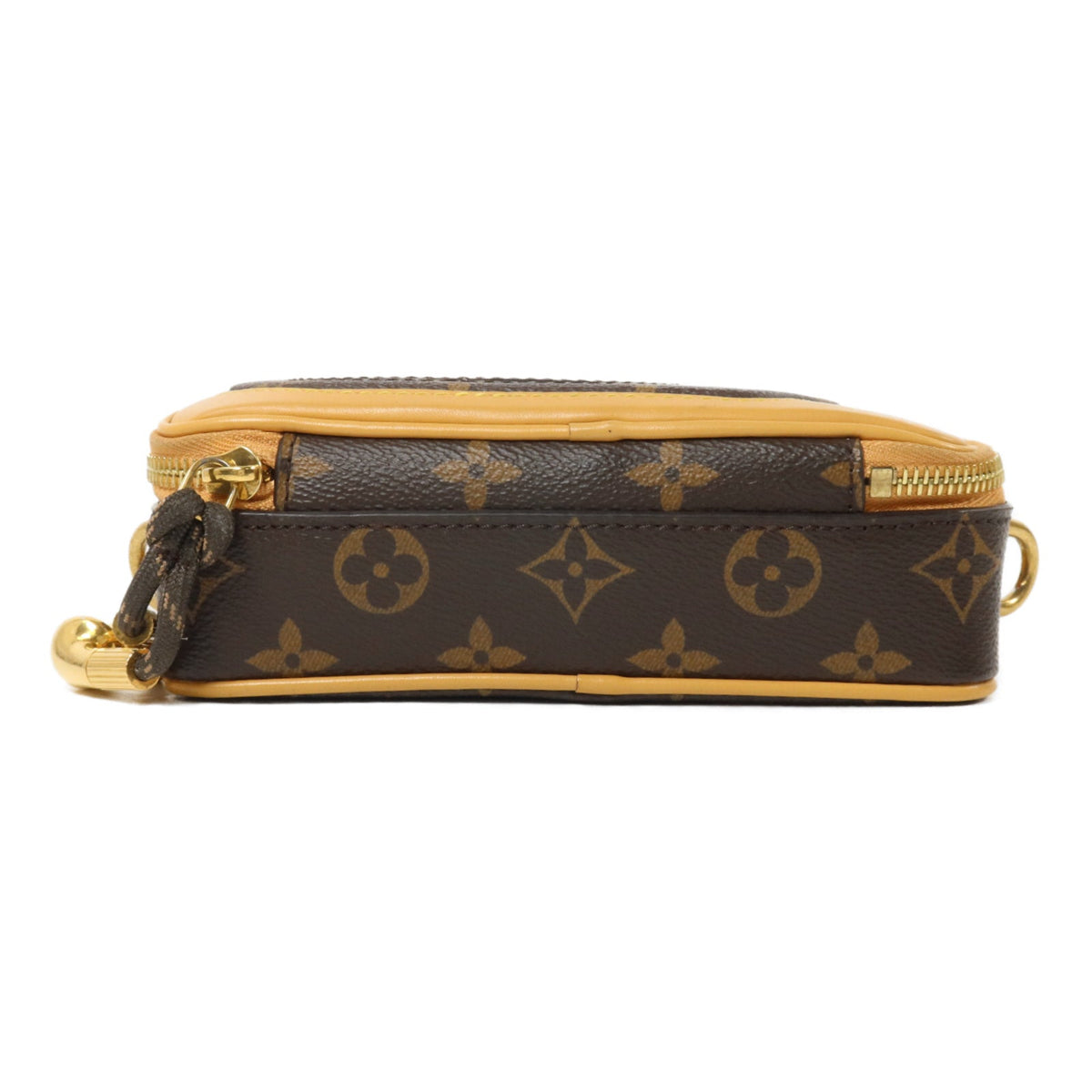 Louis Vuitton Baladeur · Monogram