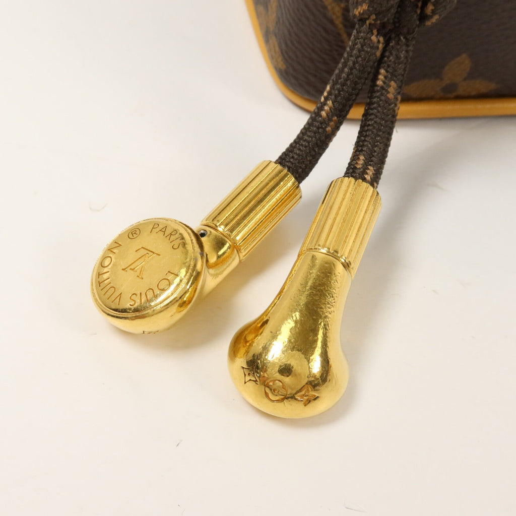 Louis Vuitton Baladeur · Monogram