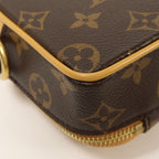 Louis Vuitton Baladeur · Monogram
