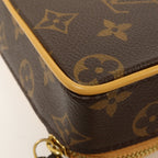 Louis Vuitton Baladeur · Monogram