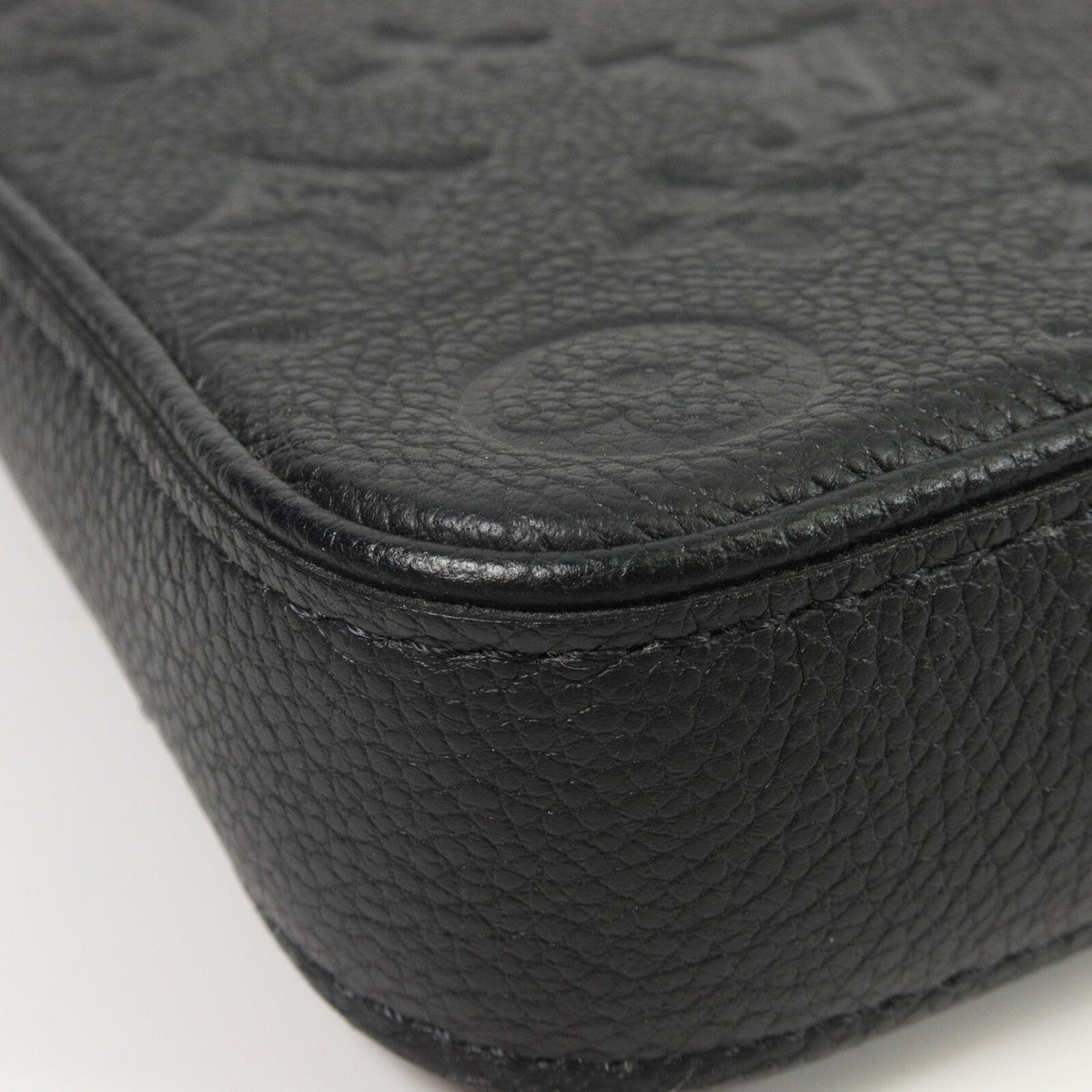 Louis Vuitton Easy Pouch · Empreinte