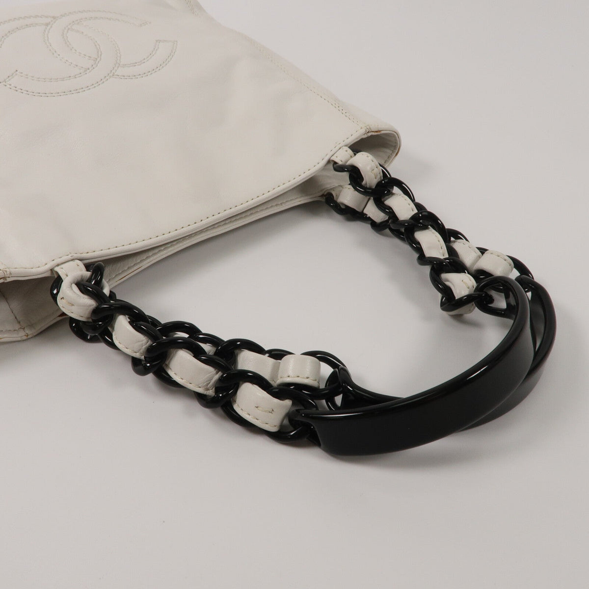 Chanel Vintage · Calfskin Chain Shoulder