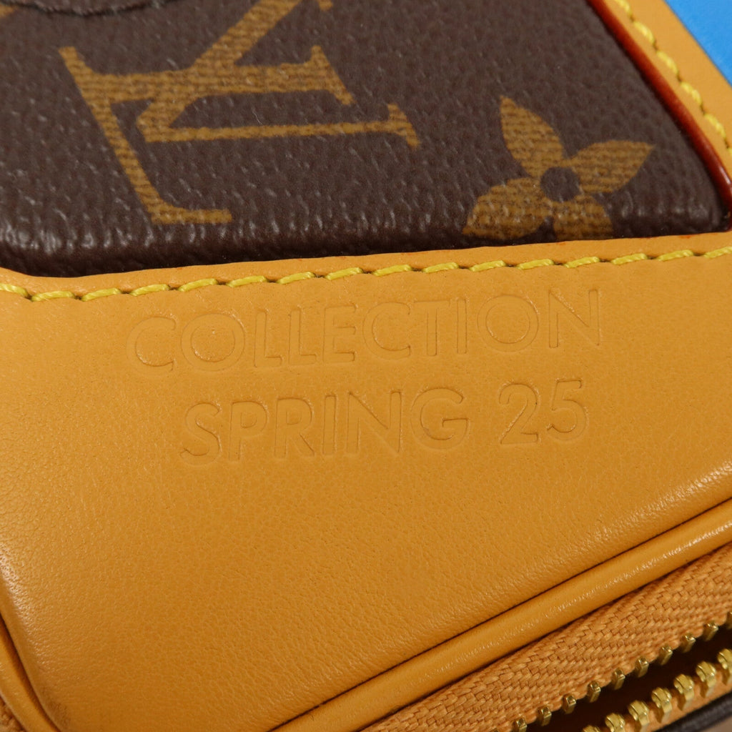 Louis Vuitton Baladeur · Monogram