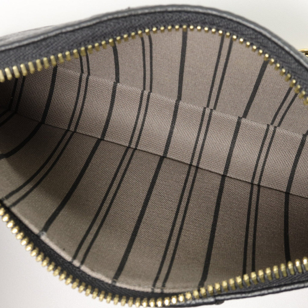 Louis Vuitton Easy Pouch · Empreinte