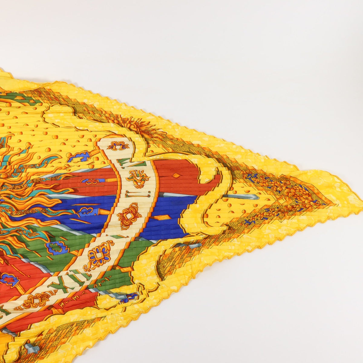 Hermès Carré Plissé · Silk Scarf 90