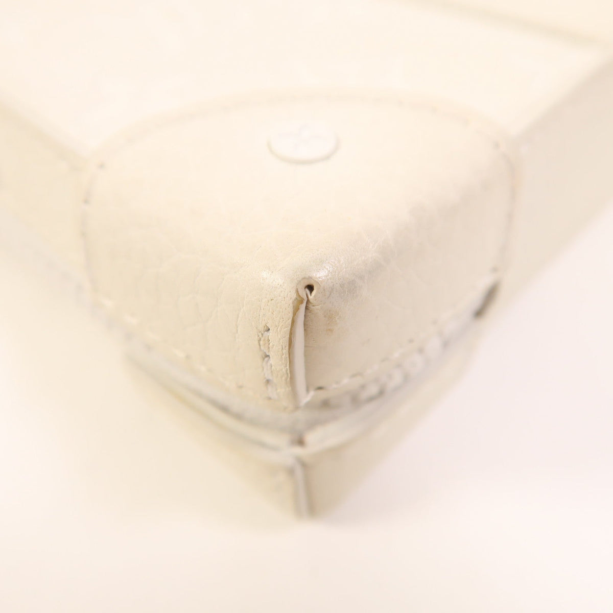 Louis Vuitton Soft Trunk · Monogram Taurillon