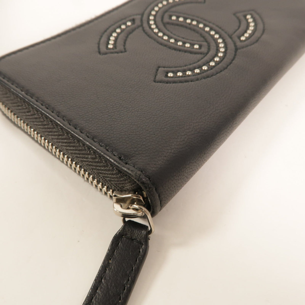 Chanel Studded CC · Zip Wallet · Lambskin