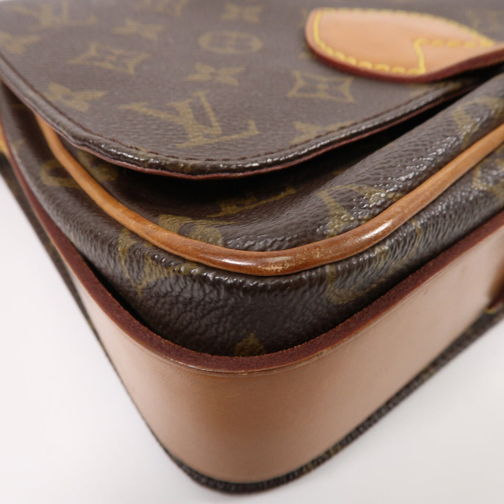 Louis Vuitton Cartouchiere · Monogram