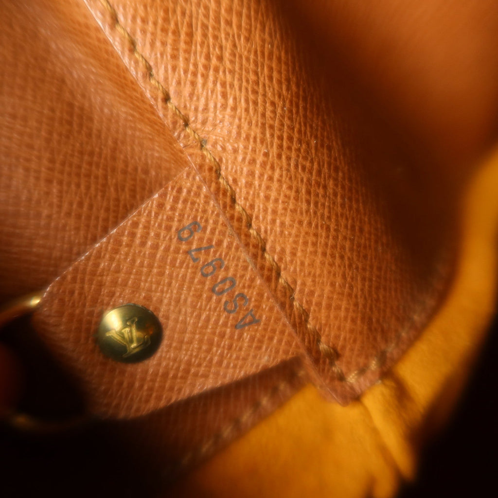 Louis Vuitton Musette · Monogram