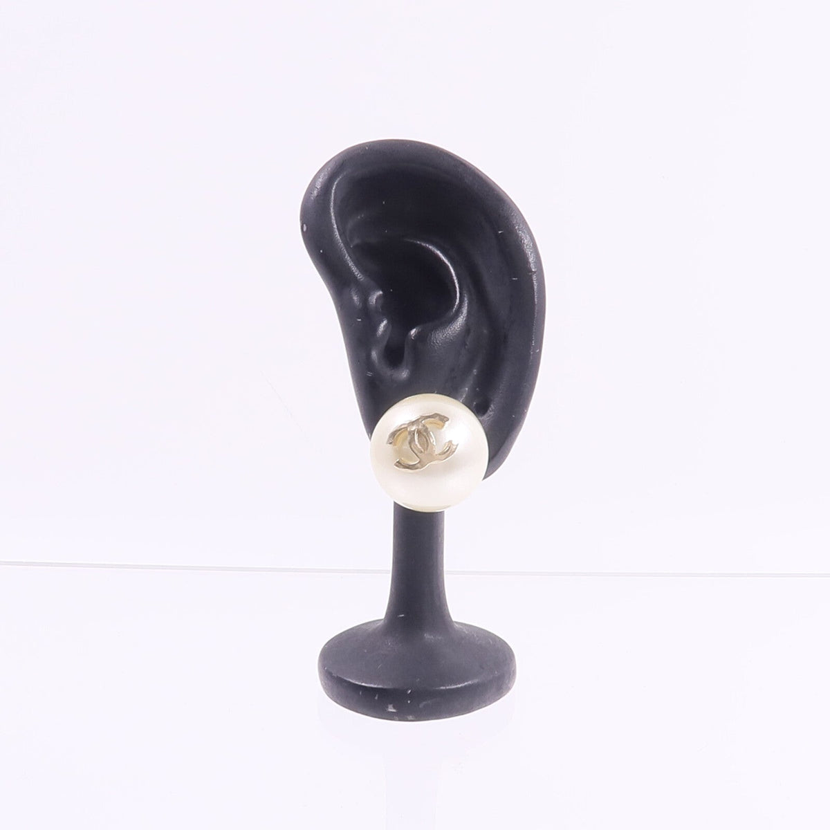 Chanel CC Earrings · Two-Tone