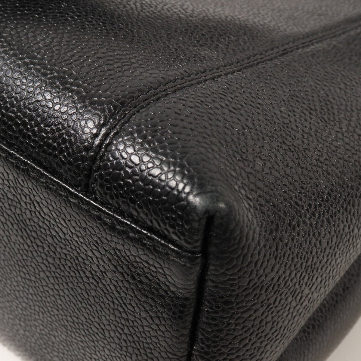 Chanel CC Vintage Tote · Calfskin