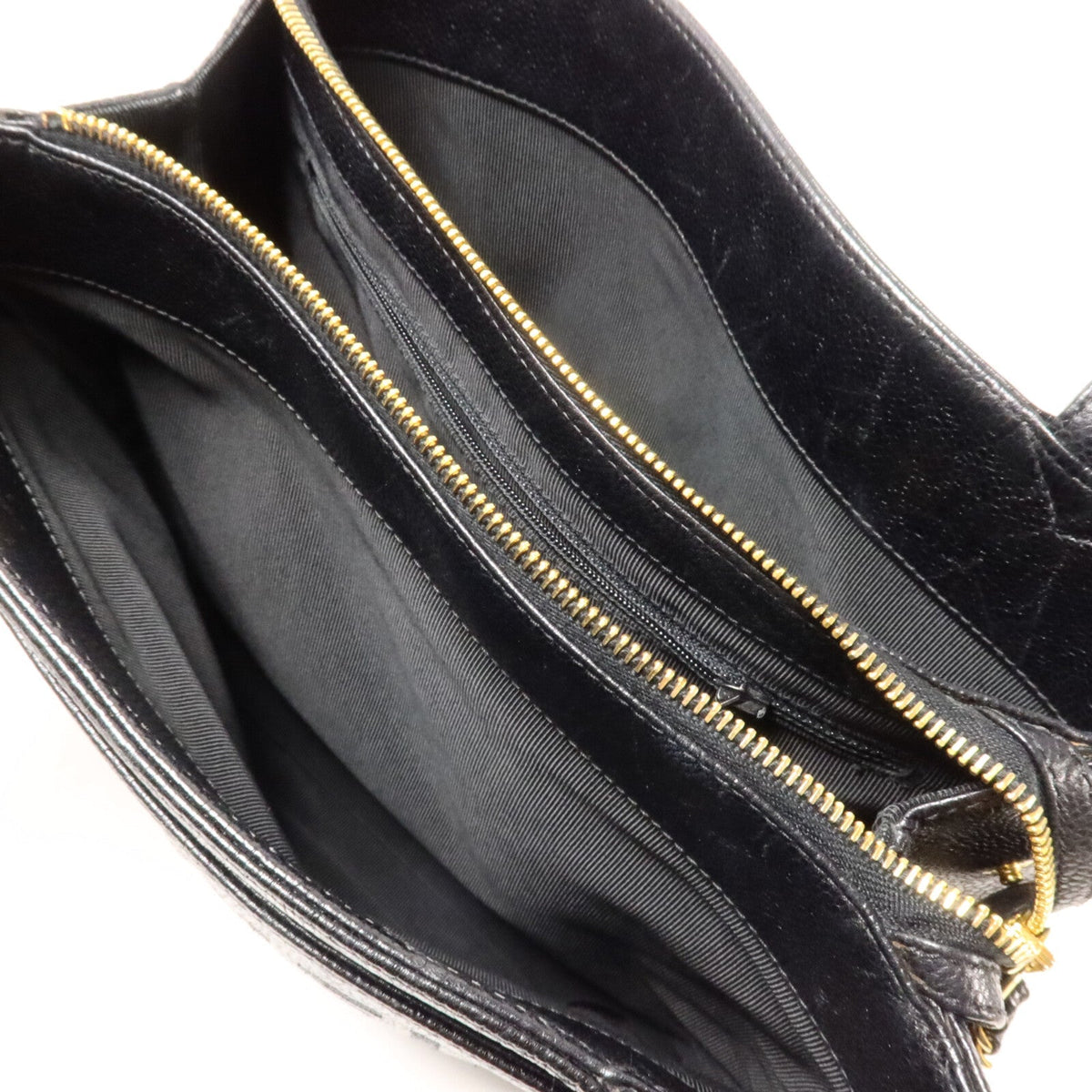 Chanel CC Vintage Tote · Calfskin