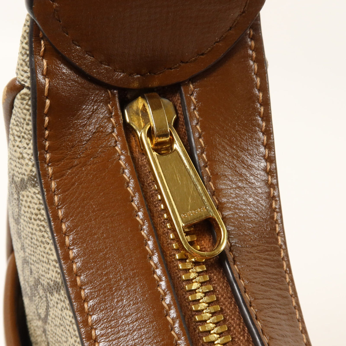 Gucci · GG Canvas · Chain Shoulder Bag