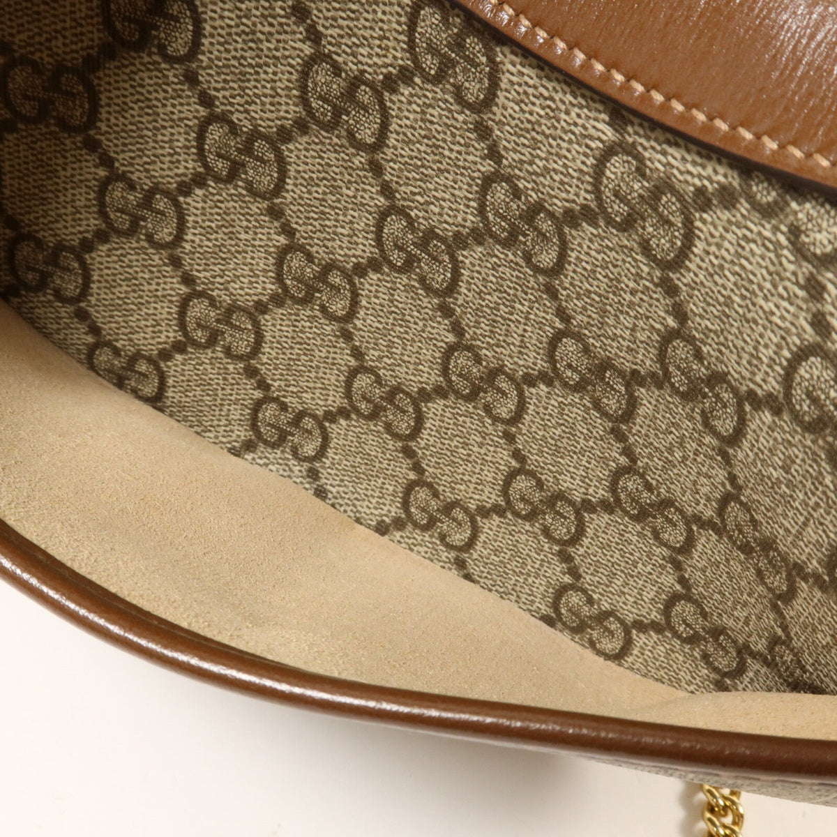Gucci · GG Canvas · Chain Shoulder Bag