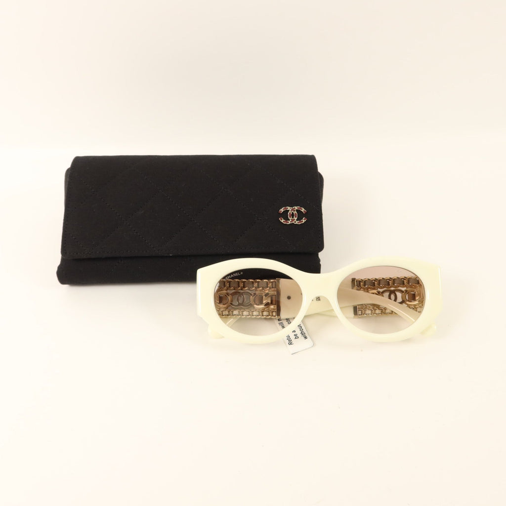 Chanel CC Oval Sunglasses · Gold Hardware