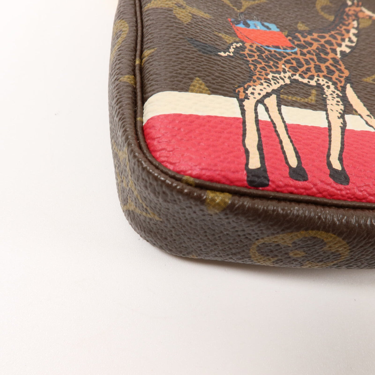 Louis Vuitton Mini Pochette · Monogram