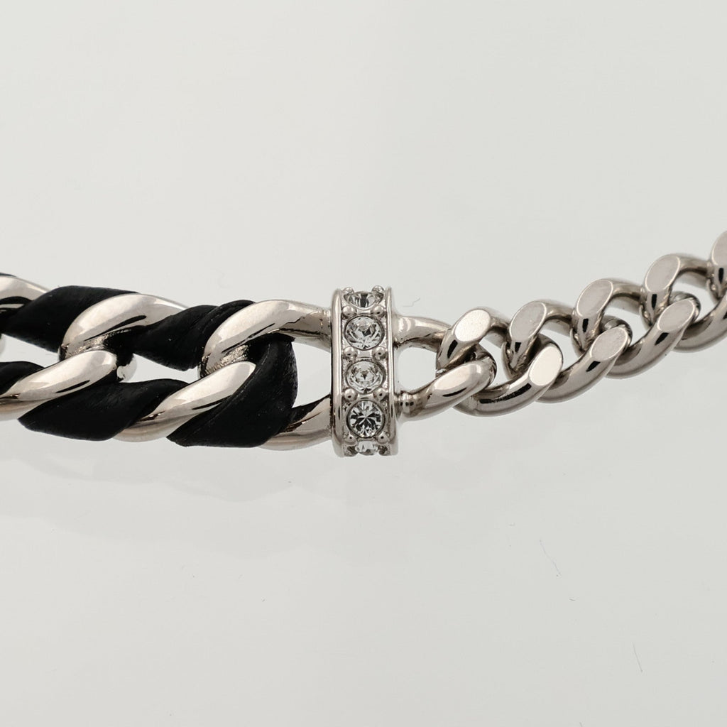 CHANEL CC Necklace · Lambskin · Metal