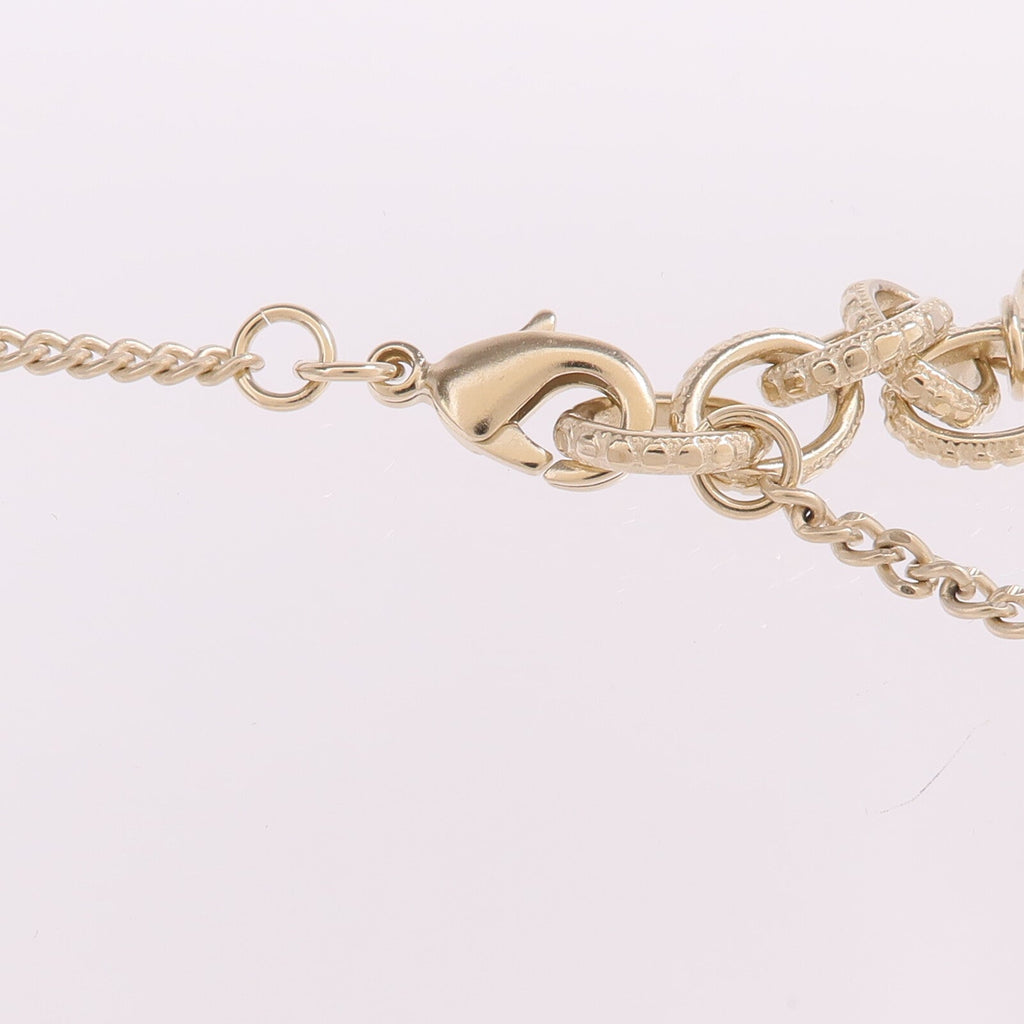 Chanel CC Necklace · Metal
