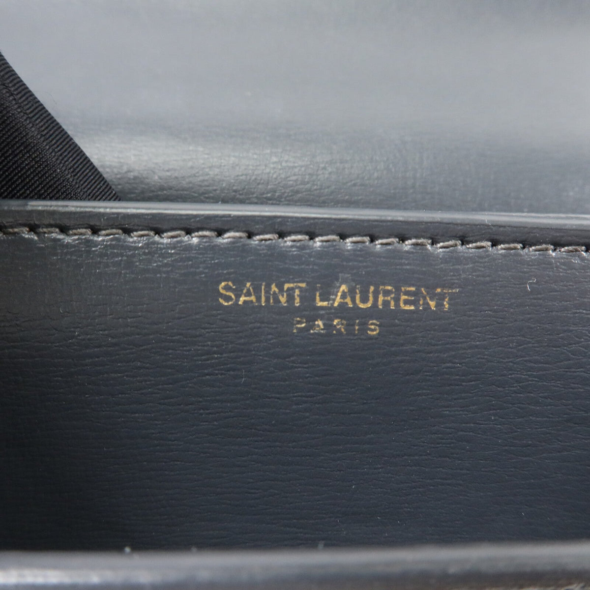 Saint Laurent Sunset Medium · Calfskin