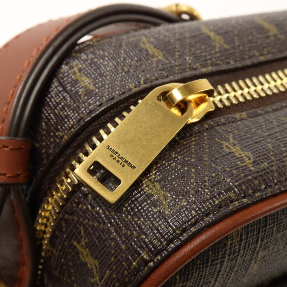 Saint Laurent Le Monogramme · Camera Bag