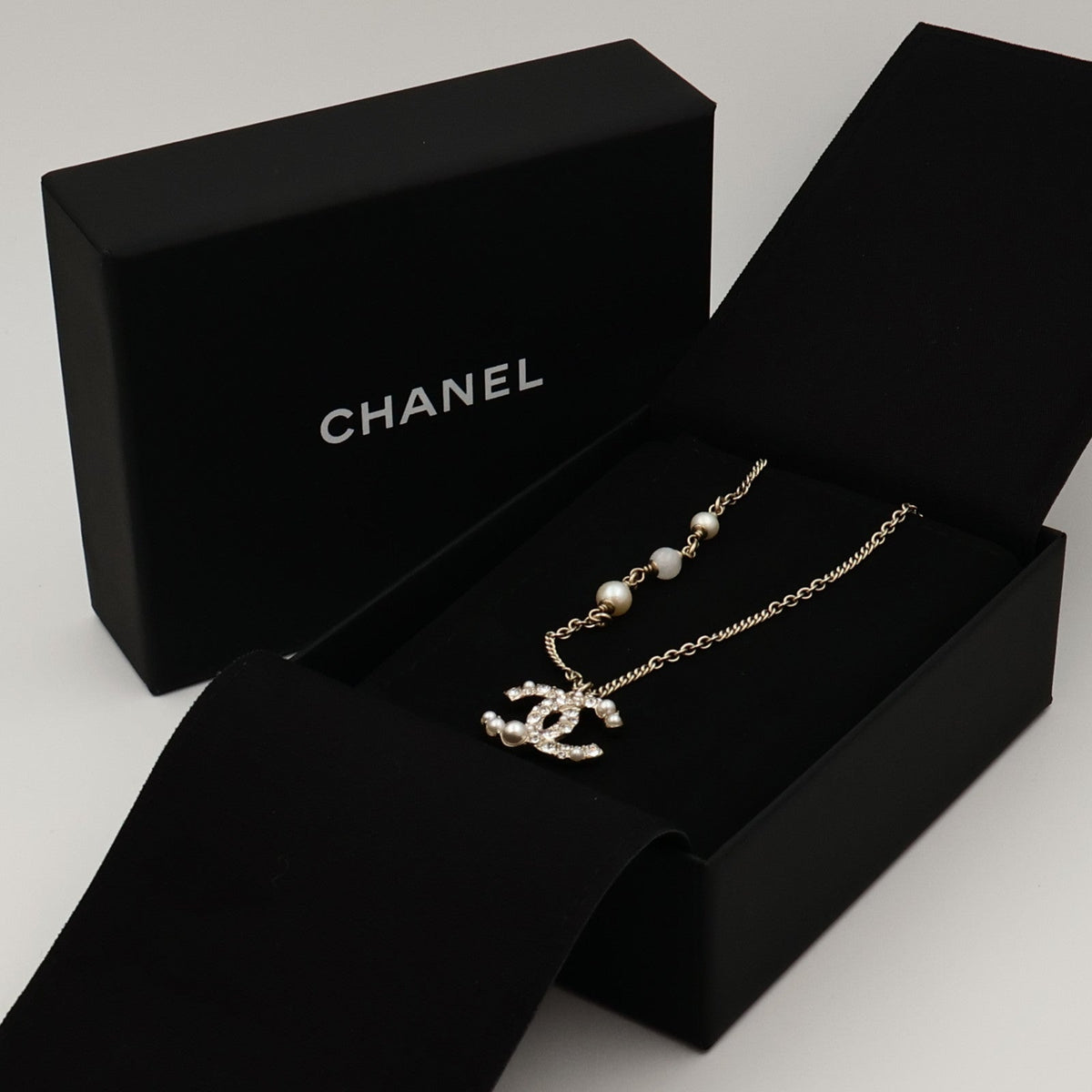 Chanel CC Necklace · PVC · Gold Accent