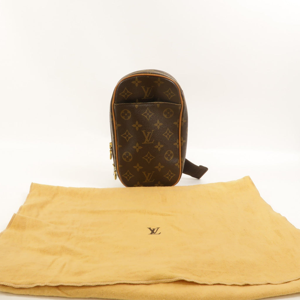 Louis Vuitton Pochette Gange · Monogram
