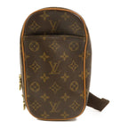Louis Vuitton Pochette Gange · Monogram