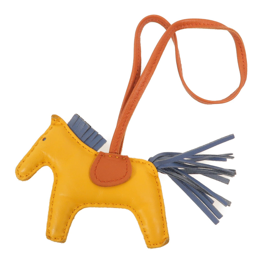 Hermès Rodeo PM · Jaune d'Or Agate · Lambskin