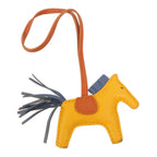 Hermès Rodeo PM · Jaune d'Or Agate · Lambskin