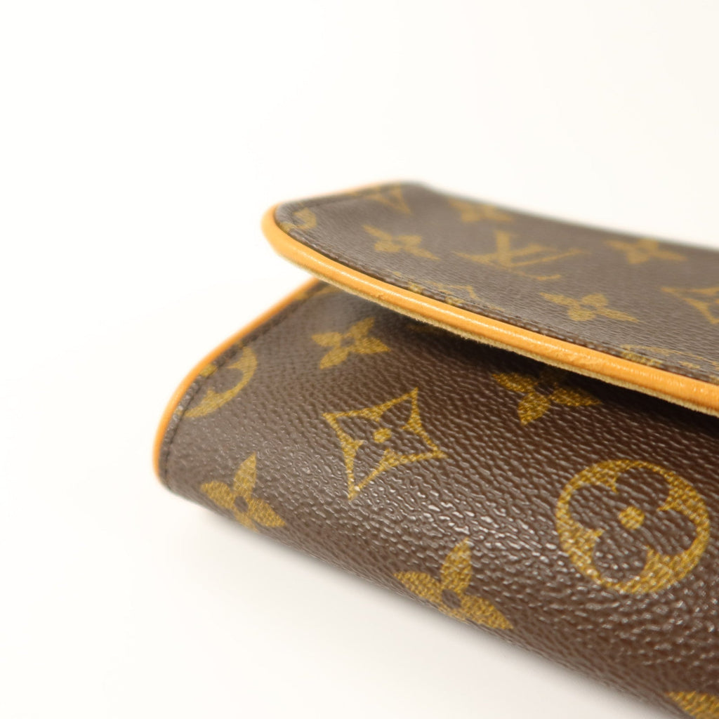 Louis Vuitton Pochette Twin GM · Monogram