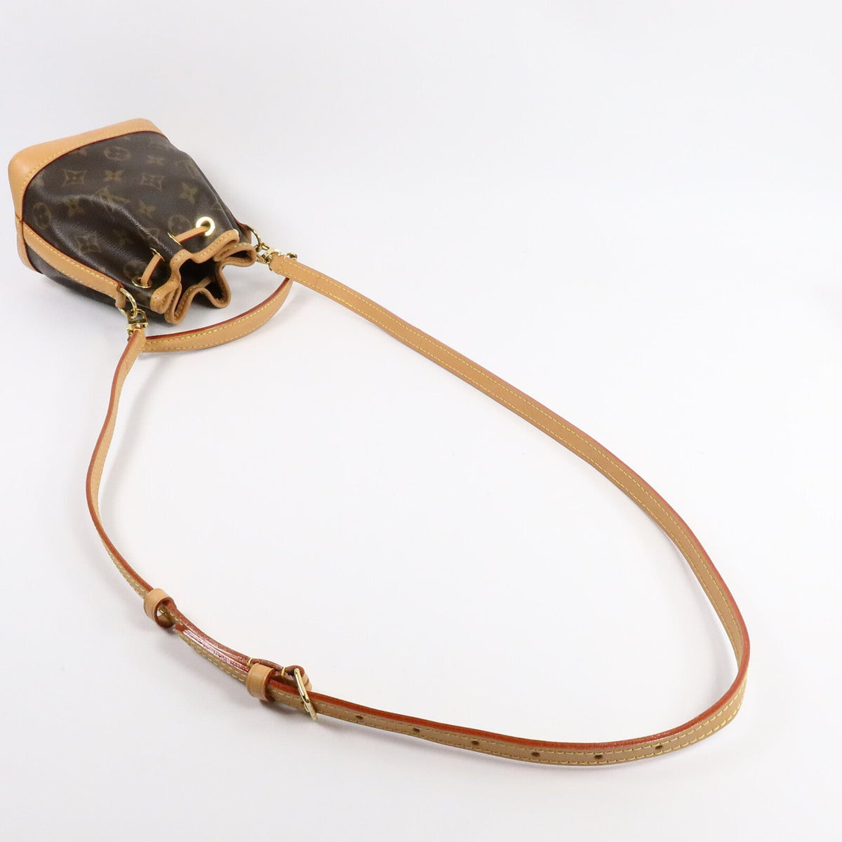 Louis Vuitton Nano Noé · Monogram