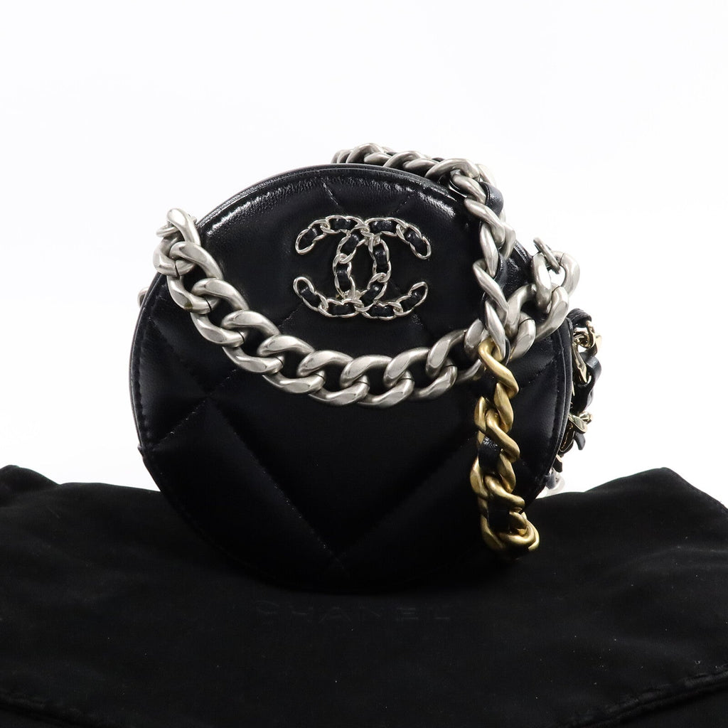 Chanel 19 Round · Lambskin