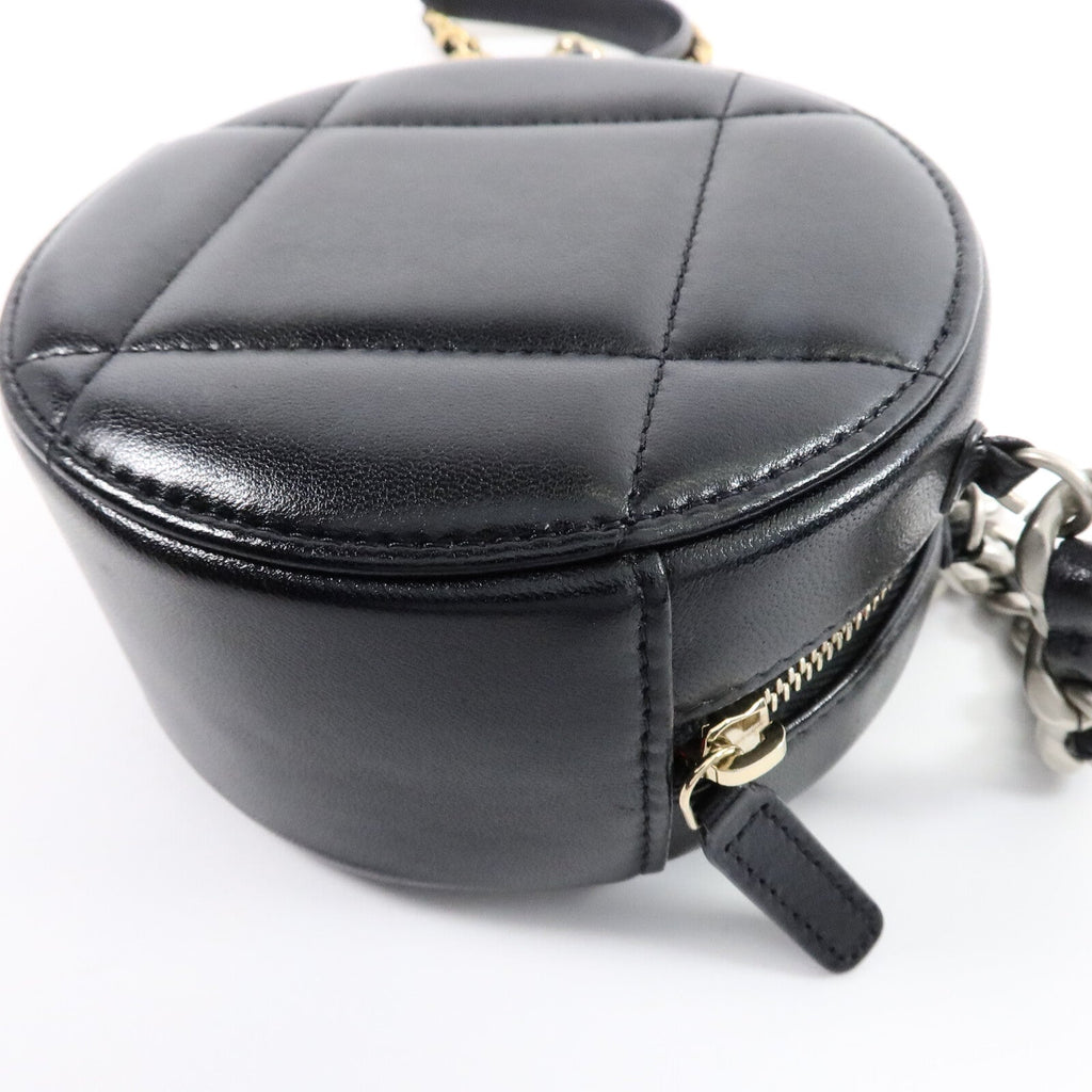 Chanel 19 Round · Lambskin